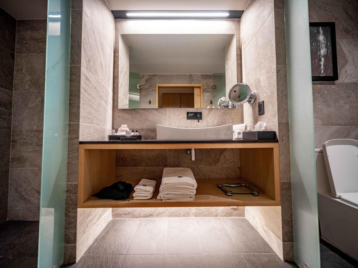 Galeria Plaza San Jeronimo Hotel Mexikóváros Kültér fotó Bathroom