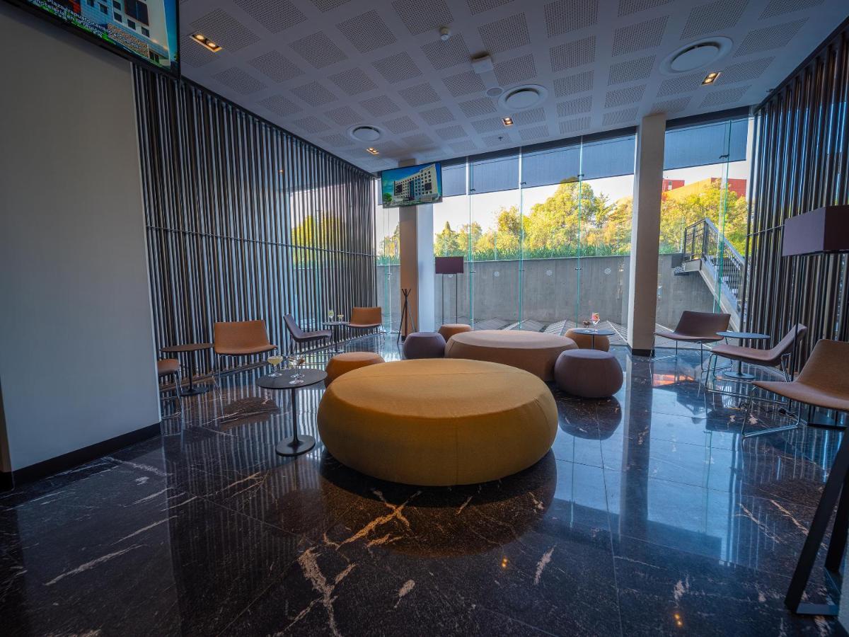 Galeria Plaza San Jeronimo Hotel Mexikóváros Kültér fotó Lobby
