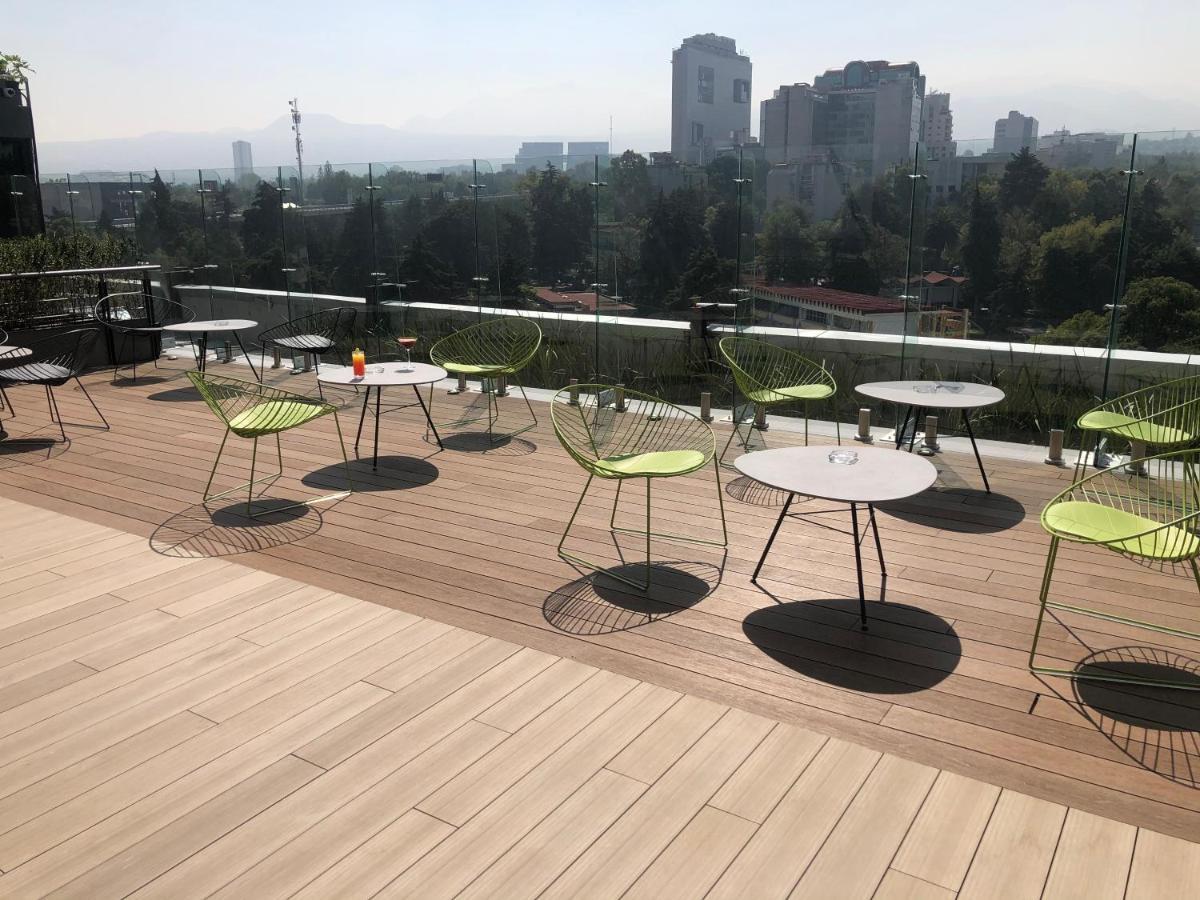Galeria Plaza San Jeronimo Hotel Mexikóváros Kültér fotó Rooftop bar at the hotel